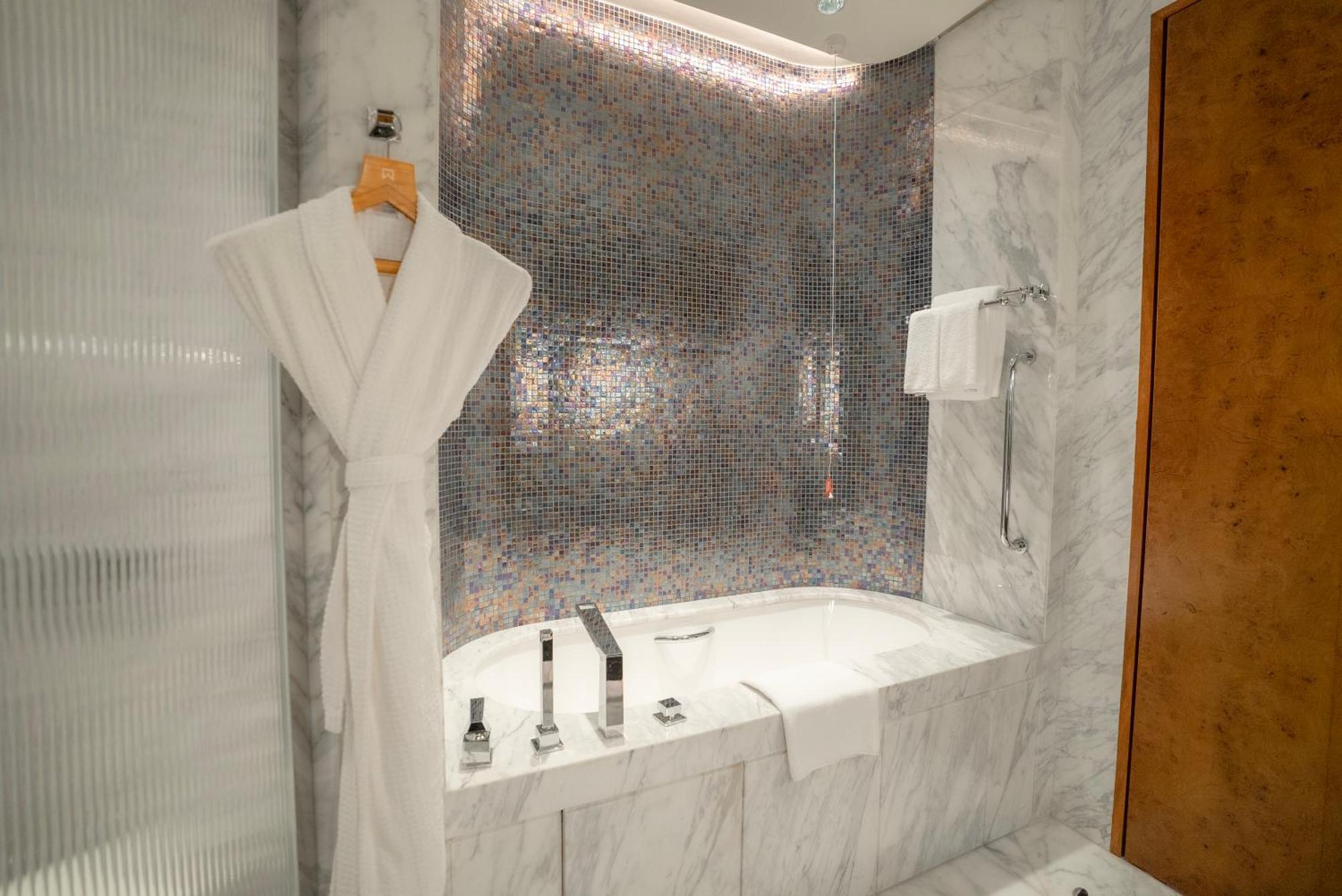 Itc Ratnadipa, A Luxury Collection Hotel, Готель